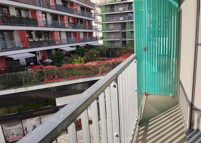 Apartmán Brand New Modern Stylish + Parking & Balcony Praha